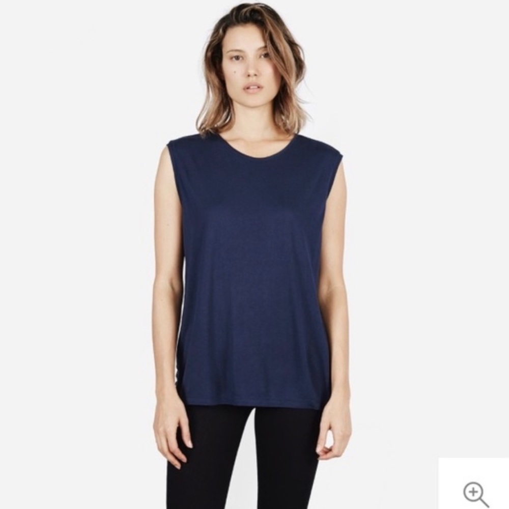 Everlane muscle tank XS